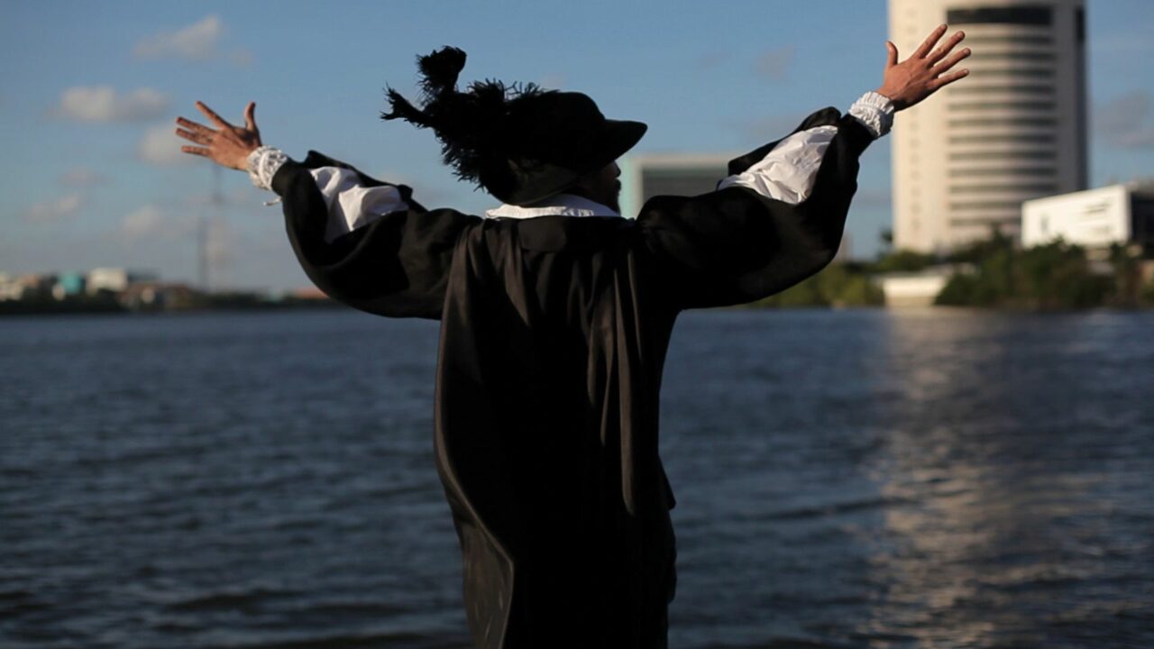 CaoGuima_ExIsto_film-still_descartes-em-recife-02