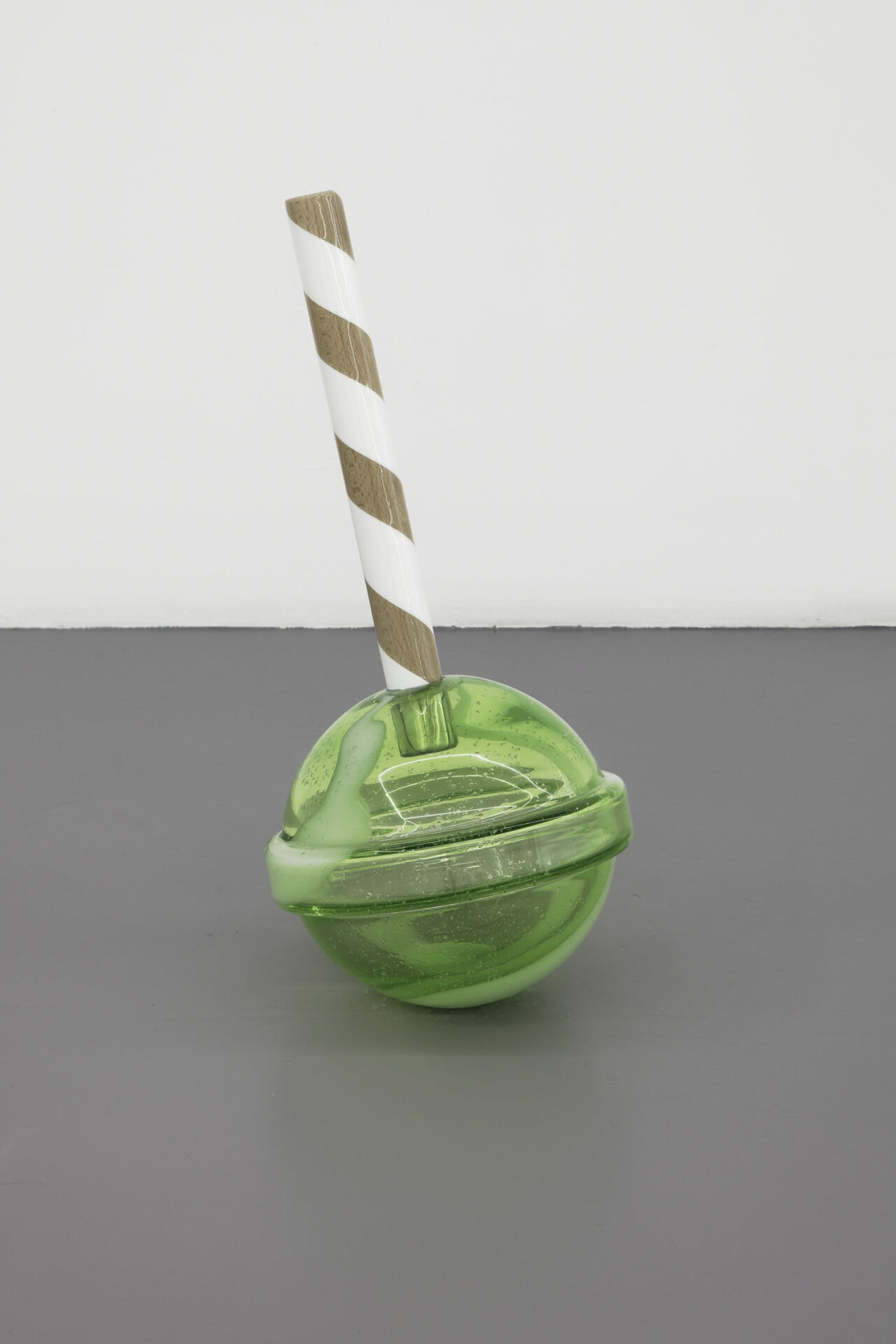 TL023_33